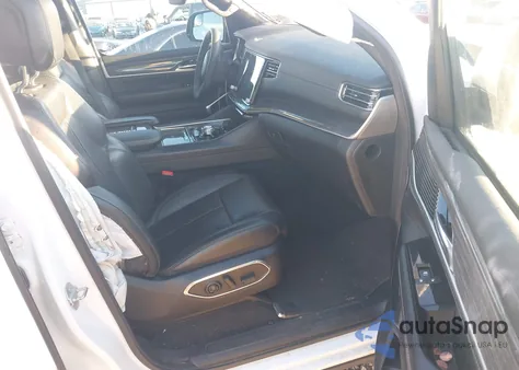 2022 Jeep Wagoneer Series Iii 4X2 z USA, uszkodzony, nr VIN 1C4SJUDT7NS160812